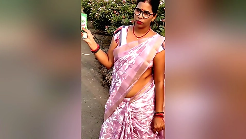 Indian wife 19+ is doing herself on a bedroom couch