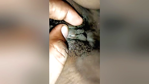 Indian Telugu Tamil Kannada Aunty Pussy Fingering Pundai