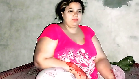 Big tit housewife with a black bikini and lingerie