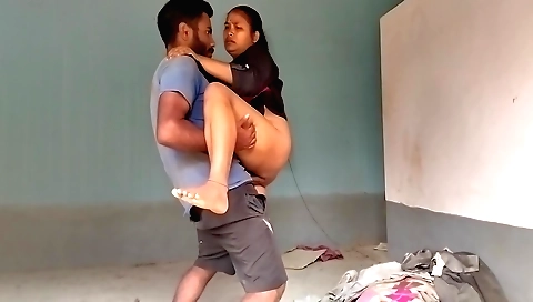 Indian wife gets fucked in her pussy after the husband