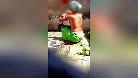 The Stepbrother Saw His Older Stepsister Bathing In The Open Bathroom