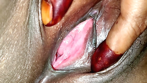 Hairy body with a big ass and natural vagina for a solo video